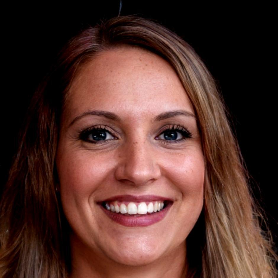 Claudia Hoffmann, Finanzberaterin